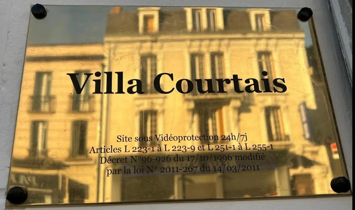 L'Arcadium - Villa Courtais - Hypercentre Montlucon 0*,  France